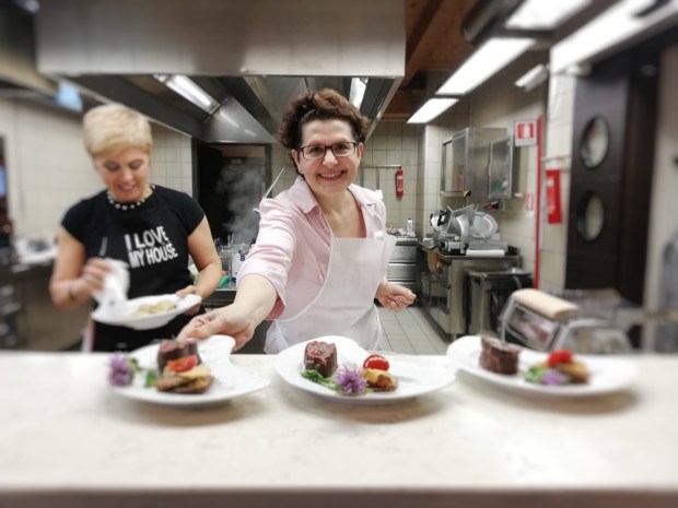 Orsola Ciriello Kogan Food & Travel Blogger