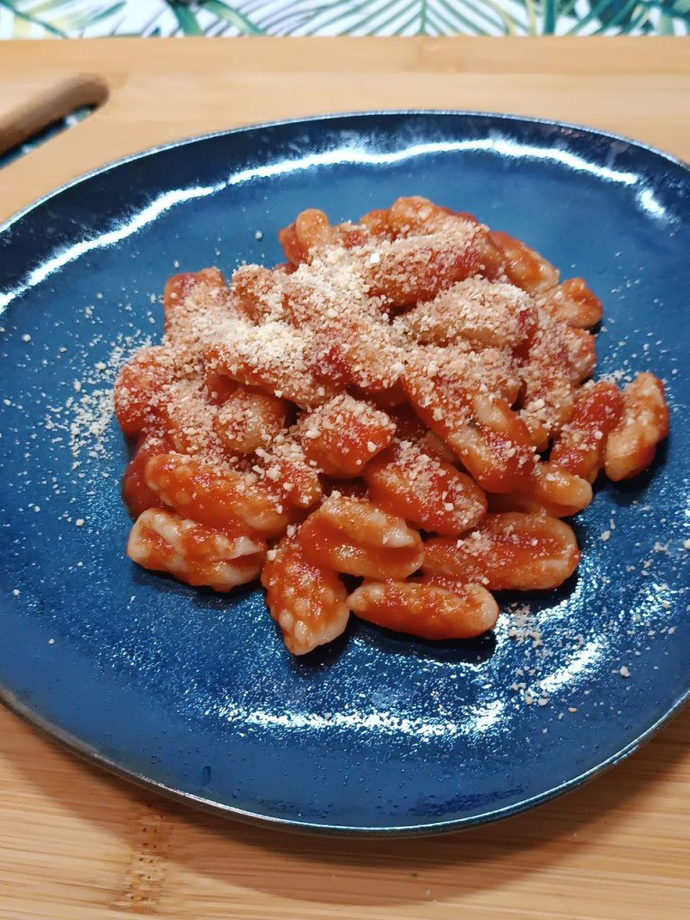 Pasta lover: li Chiusoni galluresi al sugo