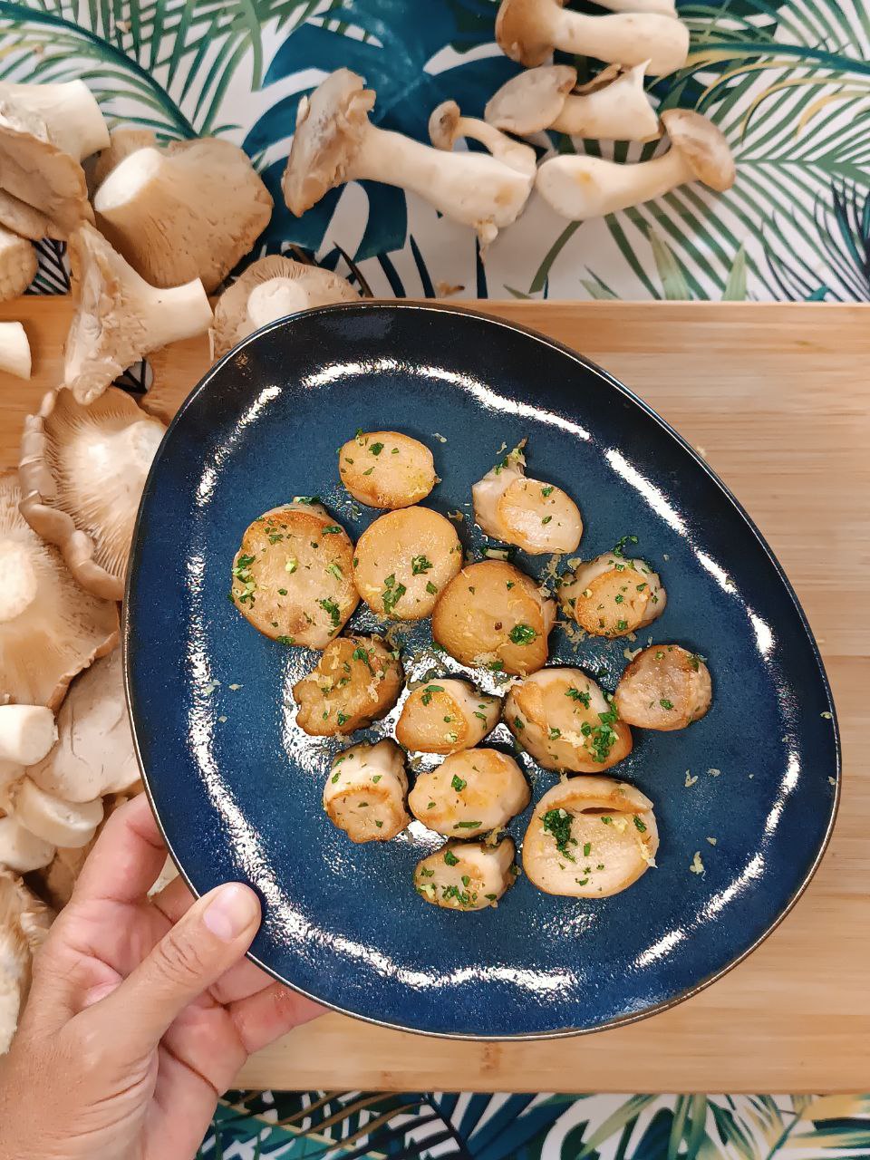 Buon appetito! | Mari e monti: Le finte capesante fatte con i funghi Cardoncelli...